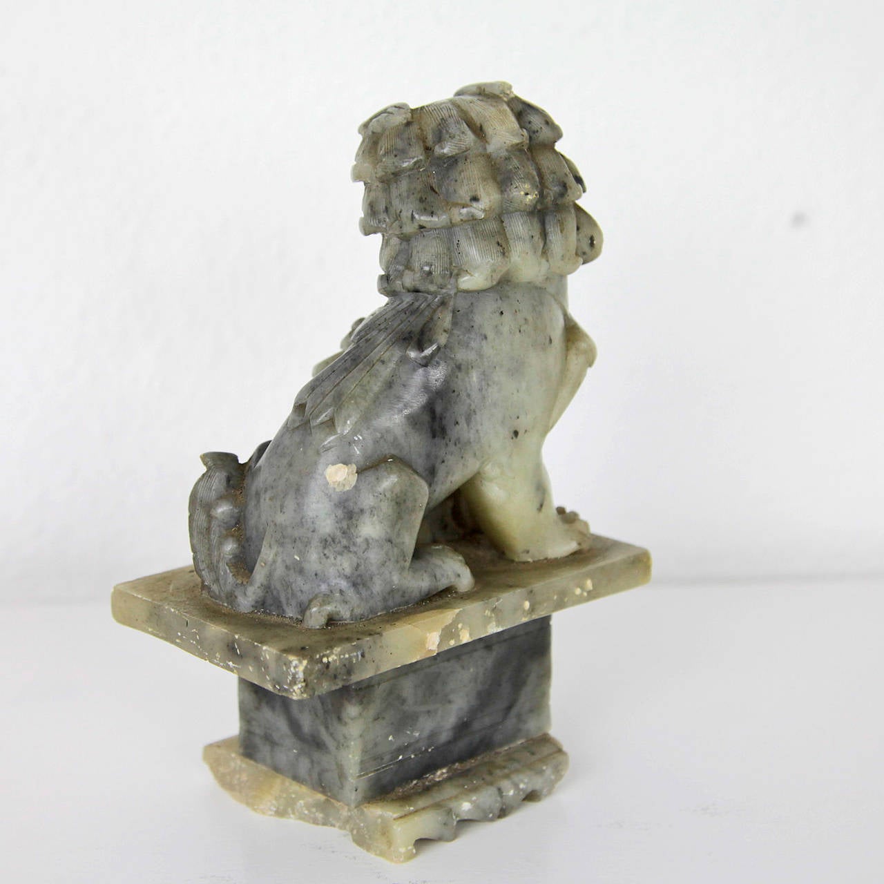Very Nice Chinese Marble Fu Dog, circa 19th to 20th Century In Good Condition In Greding, DE