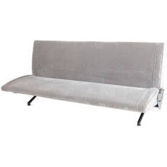 Beautiful Folding Osvaldo Borsani for Tecno "D70" Sofa, circa 1950s - 1960s