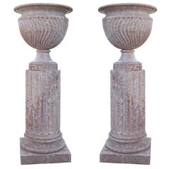 Pair of Monumental Italian Marble Vases with Pedestals from the 20th Century 7