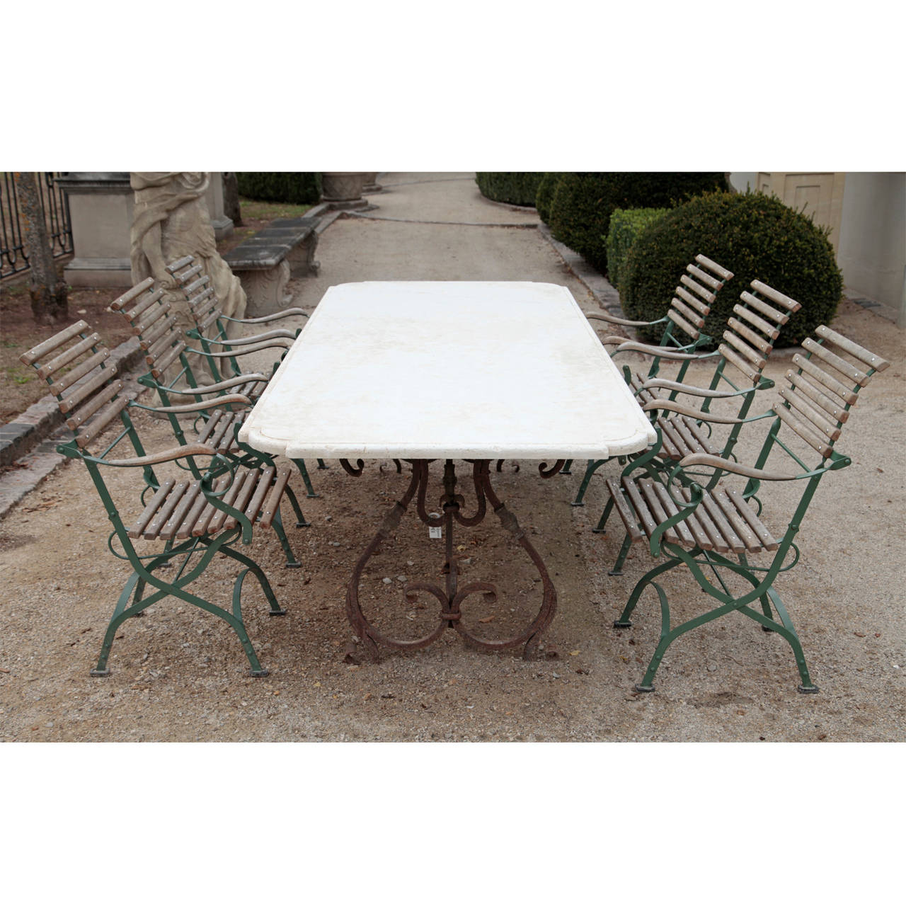 Garden Table with Stone Top In Good Condition In Greding, DE