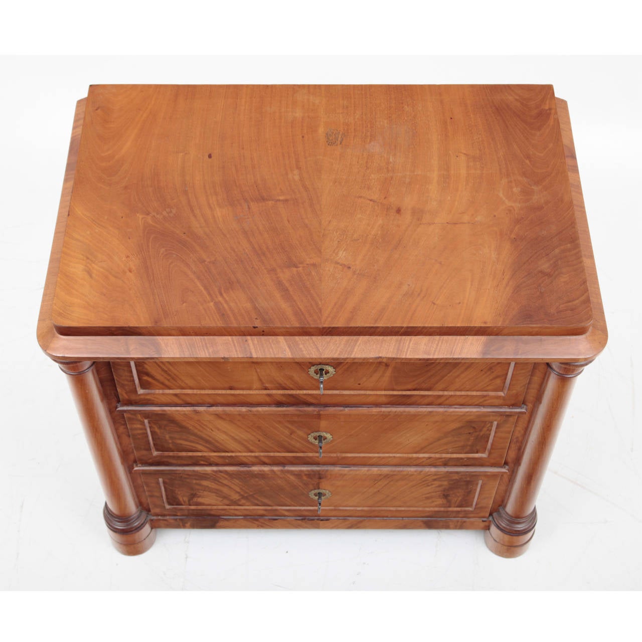Wood Biedermeier Chest of Drawers from 1820 / 1830.