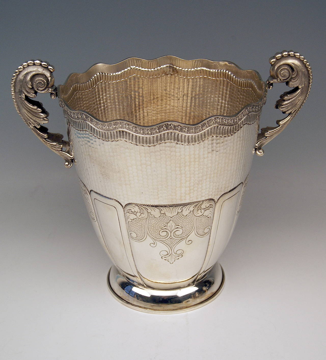 Art Déco Raffreddatore per champagne in argento Stancampiano Silver Company Palermo Sicily Italy c.1925