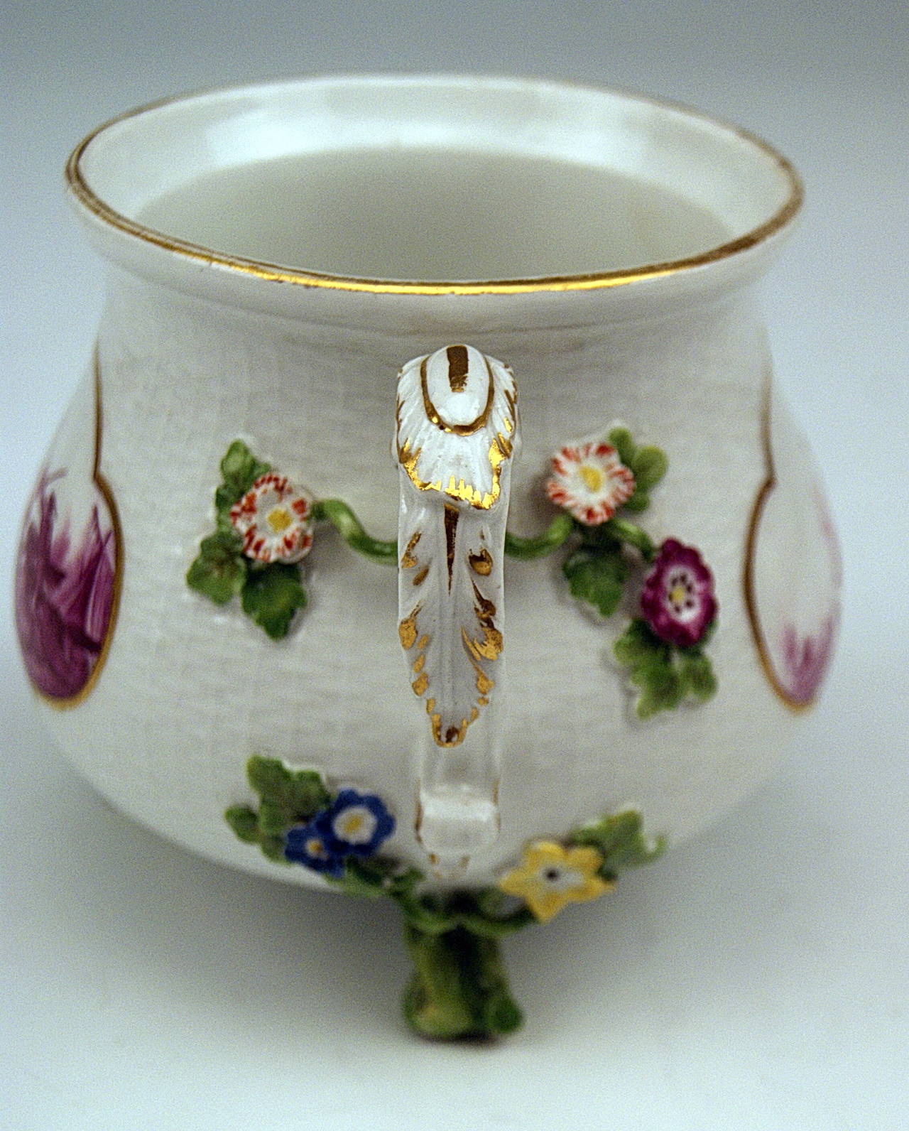 Porcelain Meissen Lidded Pot Rococo Period, circa 1745
