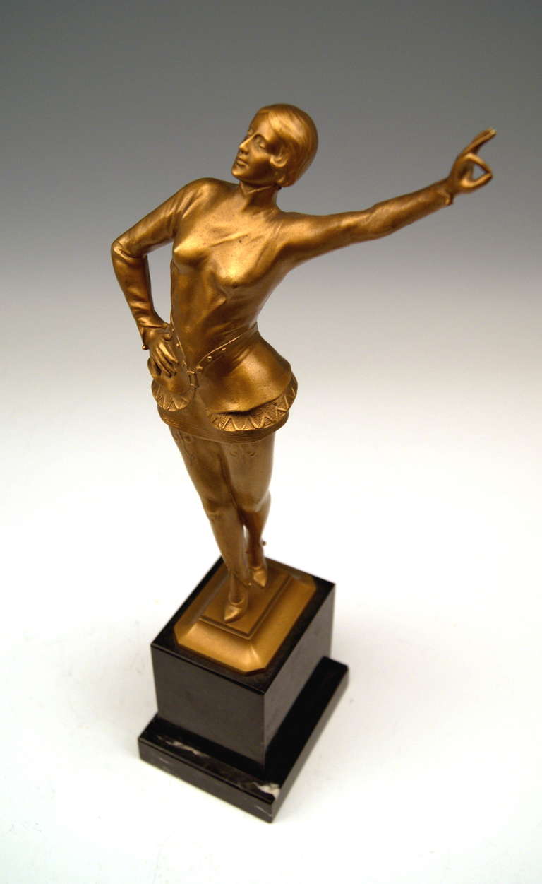 Bronze de Vienne par Ernst Beck représentant une danseuse Art Déco vers 1925 en vente 3