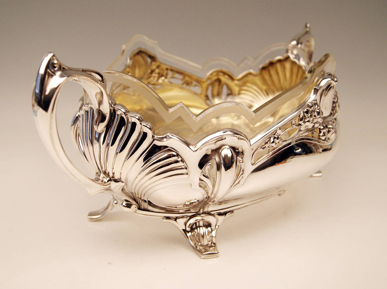 Early 20th Century Silver Art Nouveau German Large Flower Bowl Glass Liner by Bruckmann cirac 1900