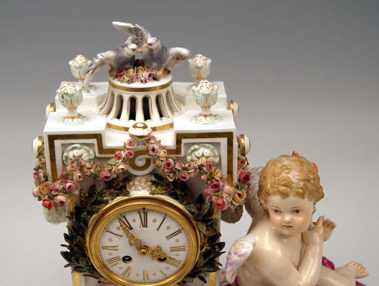 Meissen Gorgeous Table or Mantle Clock circa 1870 In Excellent Condition In Vienna, AT