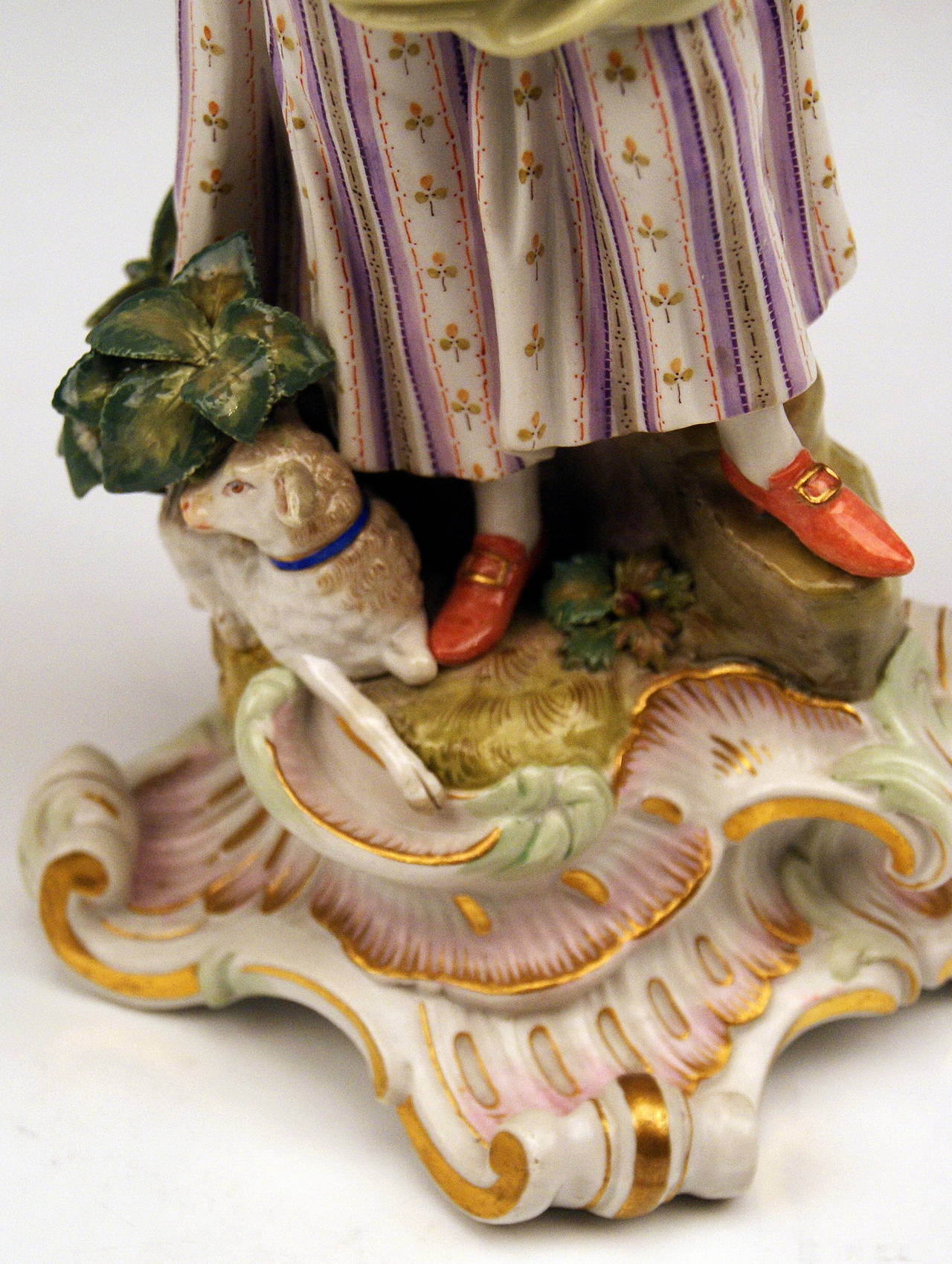 Porcelain Meissen Pair of Shepherd Figurines by Ernst A. Leuteritz, circa 1870 - 1880