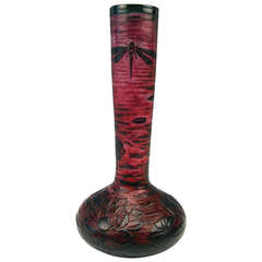 Daum Nancy Tall Stalky Vase with Dragonfly and Water Lilies Art Nouveau France Lorraine circa 1900 4