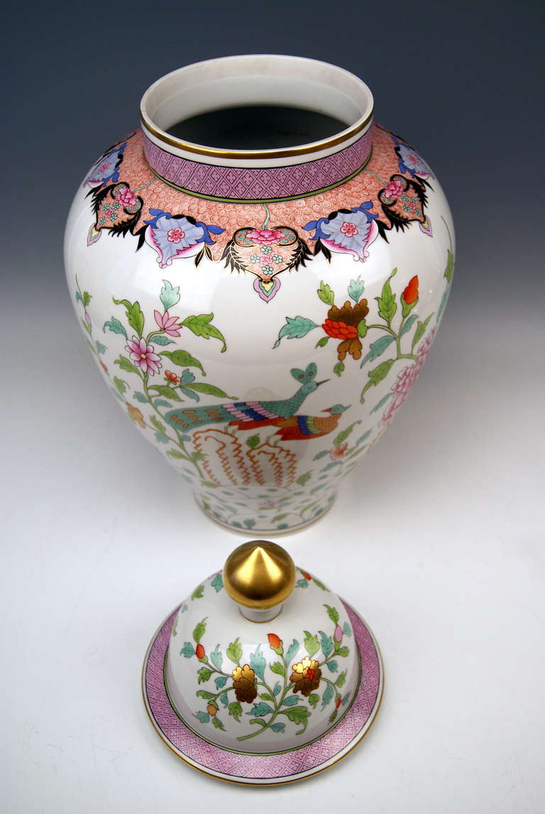 Mid-20th Century Herend Huge Lidded Vase Stunningly Painted, circa 1950  -  60