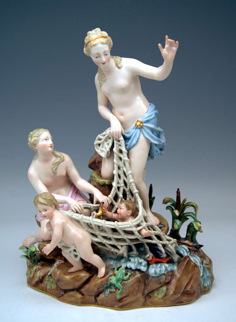 MEISSEN TALL AS WELL AS GORGEOUS FIGURINE GROUP:  CATCH OF TRITONS  |   EXCELLENTLY  PAINTED  &  MODELLED  (THE DETAILS ARE STUNNINGLY SCUPLTURED = FINEST MODELLING)  |    DESIGNED BY KAENDLER  &  PUNCT  &  SCHOENHEIT  (circa  1765)   |    MADE  c.