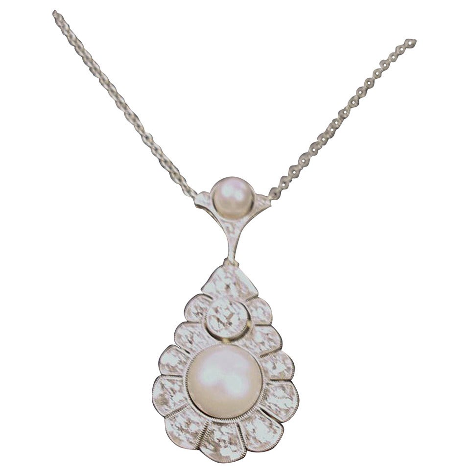 Art Deco Necklace Gold Diamonds 1.9 Carat Sea Pearls, Austria, circa 1920