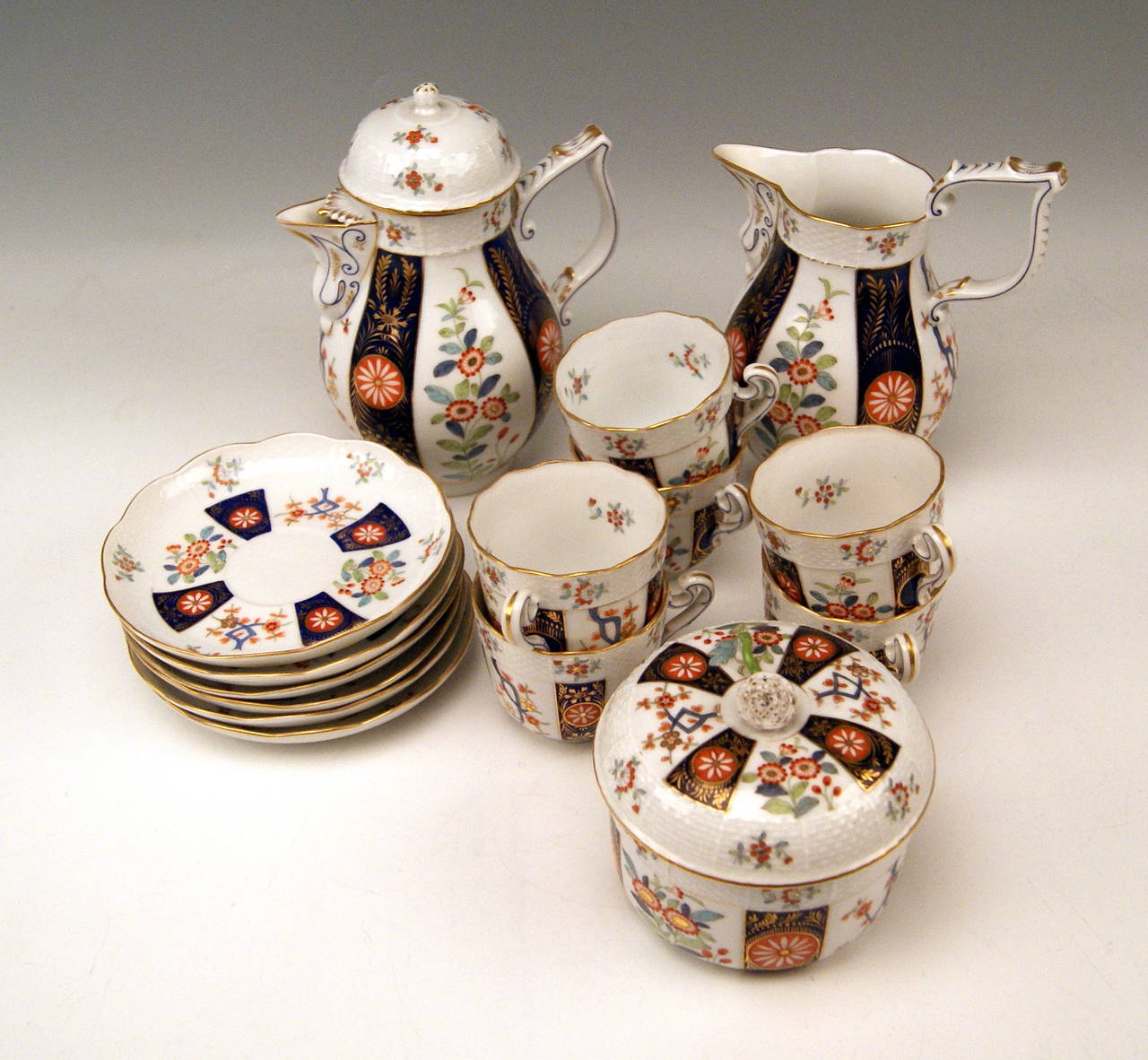 Herend Rare Coffee Set for Six Persons with Chinoiserie Flower Decor 1