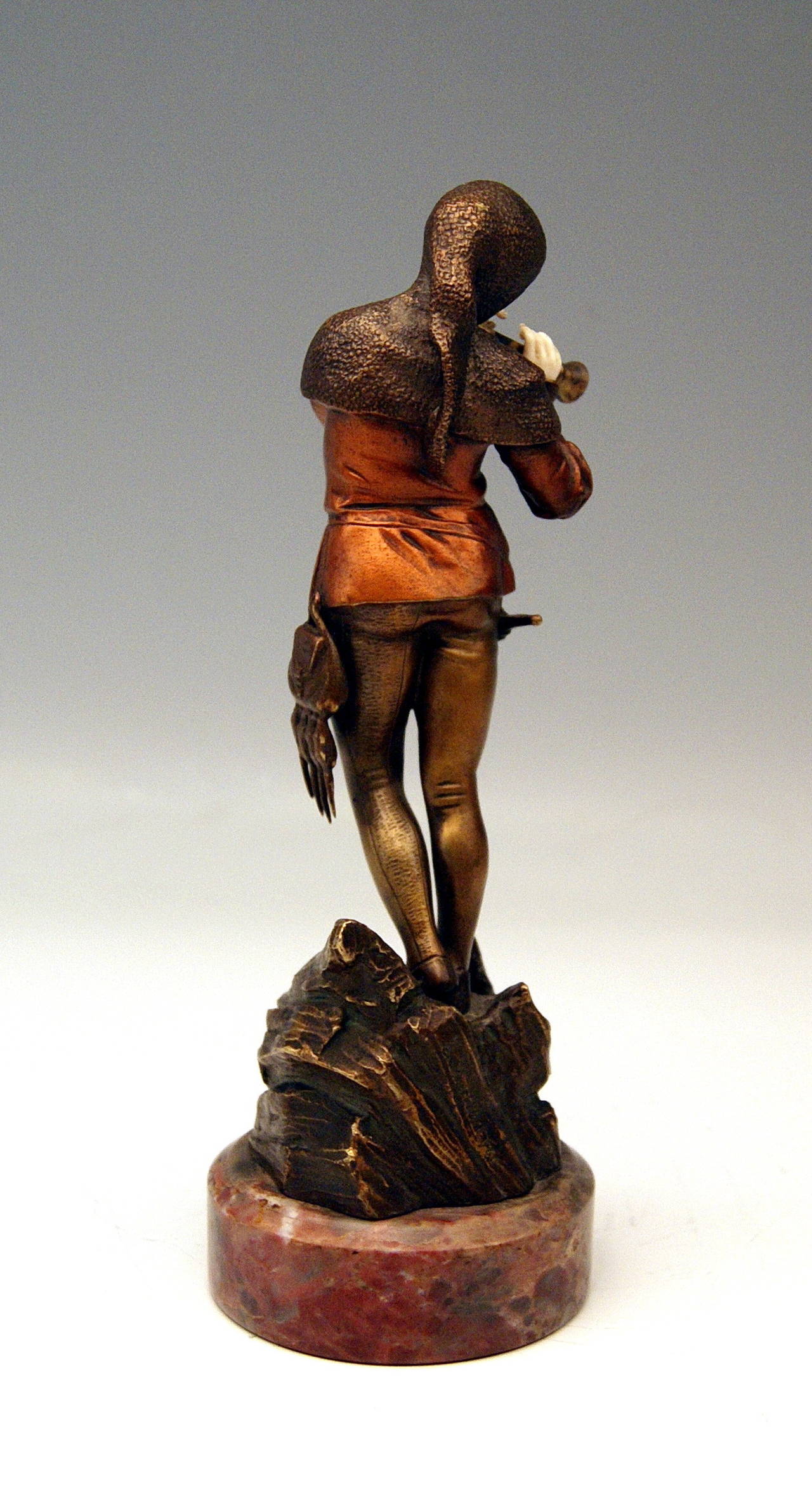 Victorien Piper de Hamelin en bronze français d'époque par Eugène Barillot, circa 1890 en vente