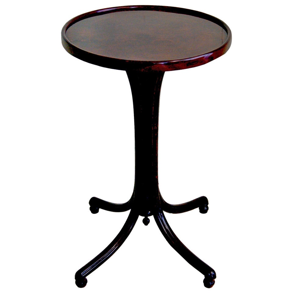 Thonet Round Art Nouveau Table Model Number 8211b, circa 1905