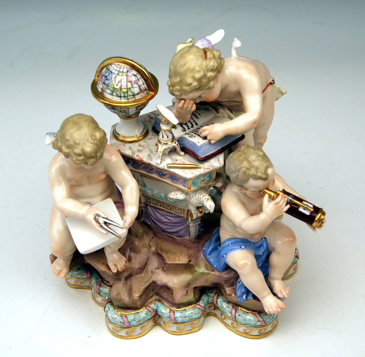 MEISSEN LOVELY FIGURINE GROUP BY ACIER ALLEGORY OF ASTRONOMY c. 1870 In Excellent Condition In Vienna, AT
