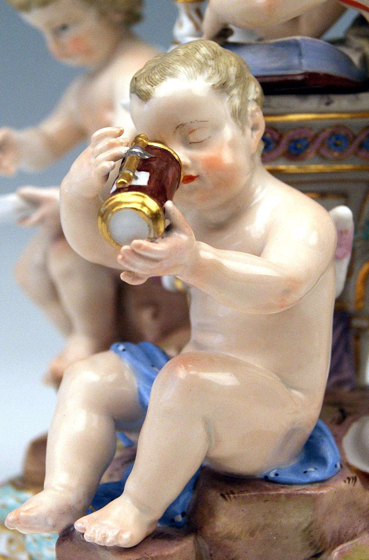 MEISSEN LOVELY FIGURINE GROUP BY ACIER ALLEGORY OF ASTRONOMY c. 1870 1