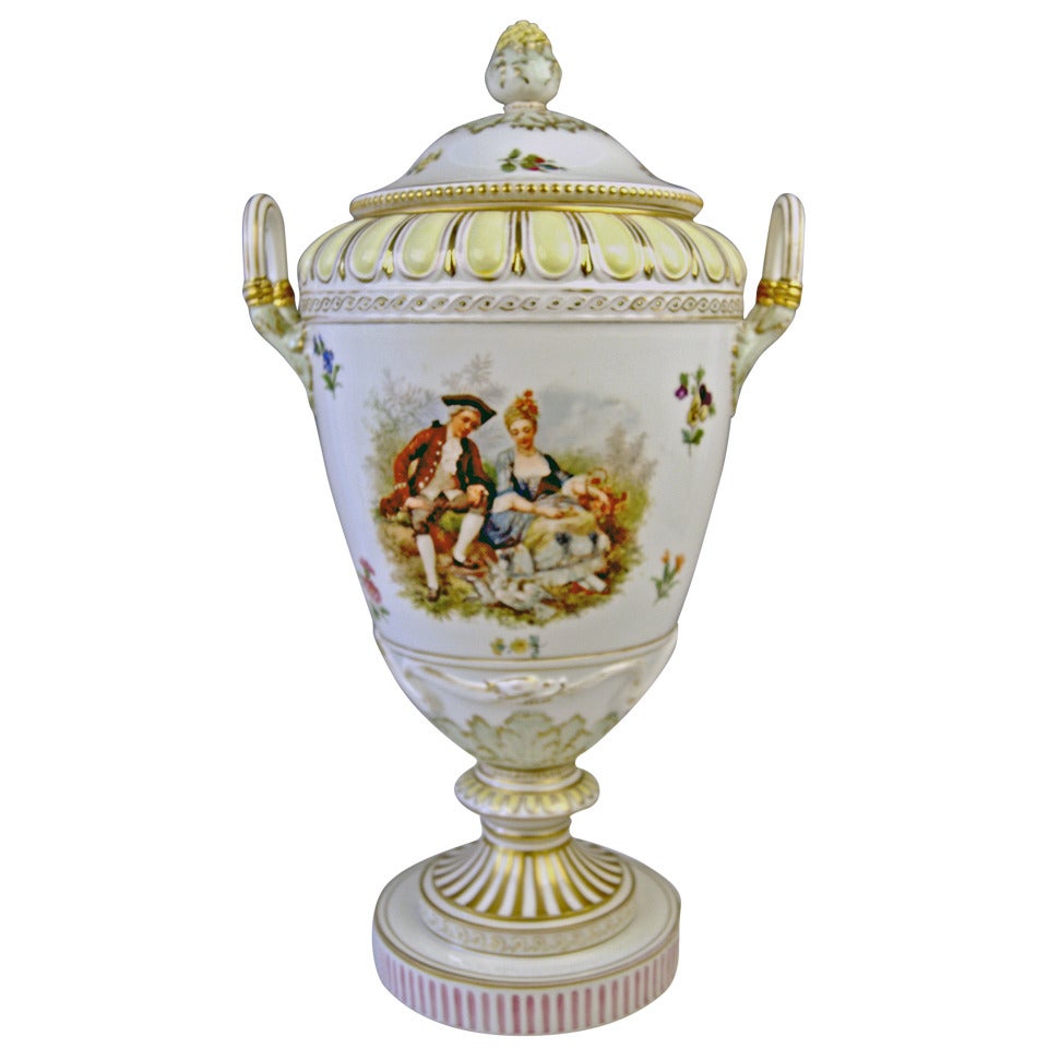 KPM BERLIN HUGE LIDDED URN PRESENTATION VASE TYPE WEIMAR PAINTED c.1900