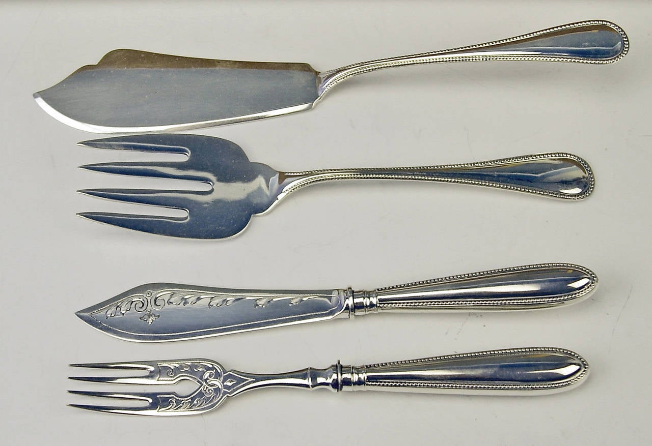 Gorgeous German Cutlery Service for Fish / flatware / dinnerware consisting of 26 pieces.
Most elegant design = handles as well as knife blades and forks' teeth are made of SILVER / hallmarked by KOCH and BERGFELD, Germany.
The forks' teeth are