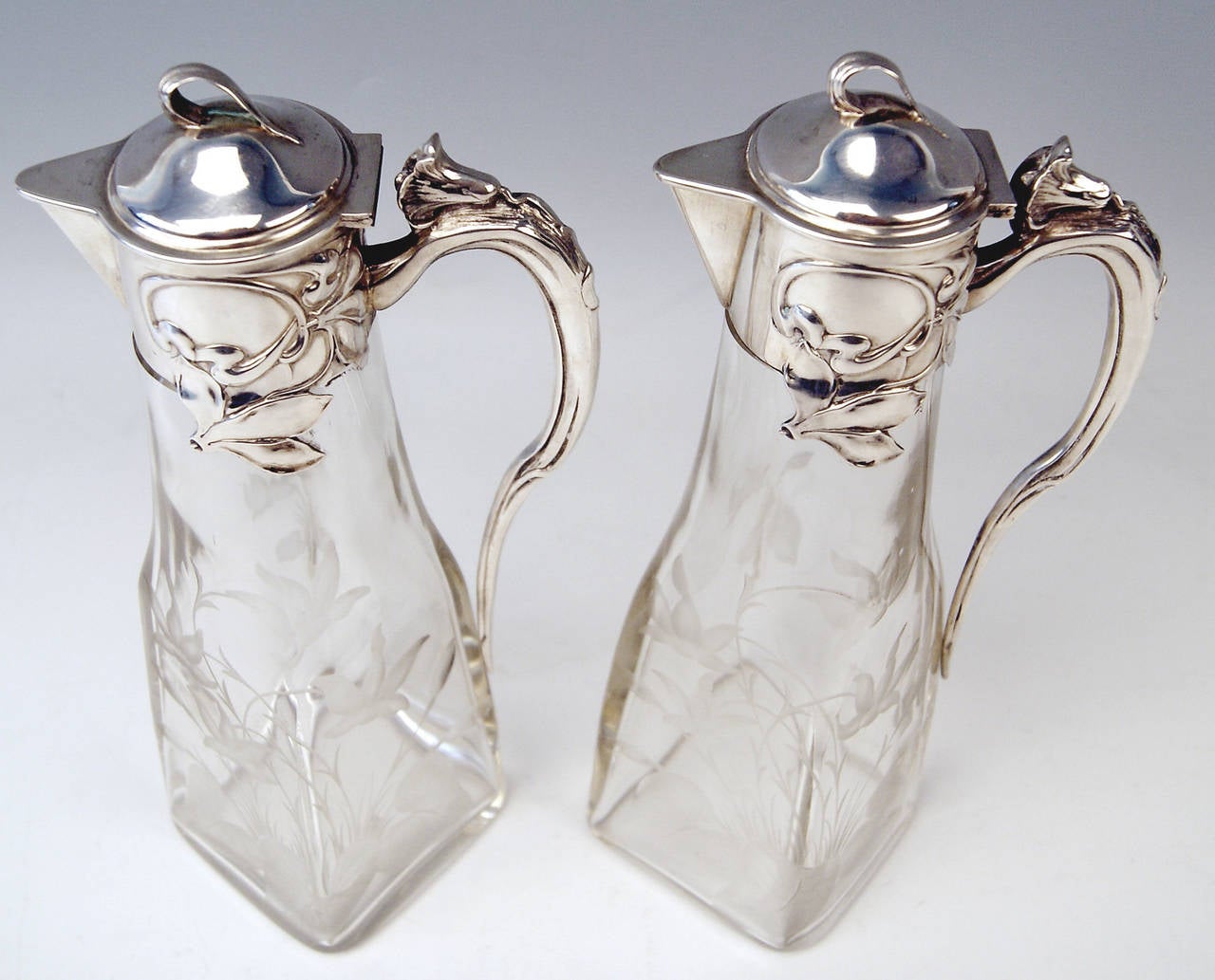 Silver Art Nouveau German Pair of Glass Decanters by Otto Wolter, circa 1900 1