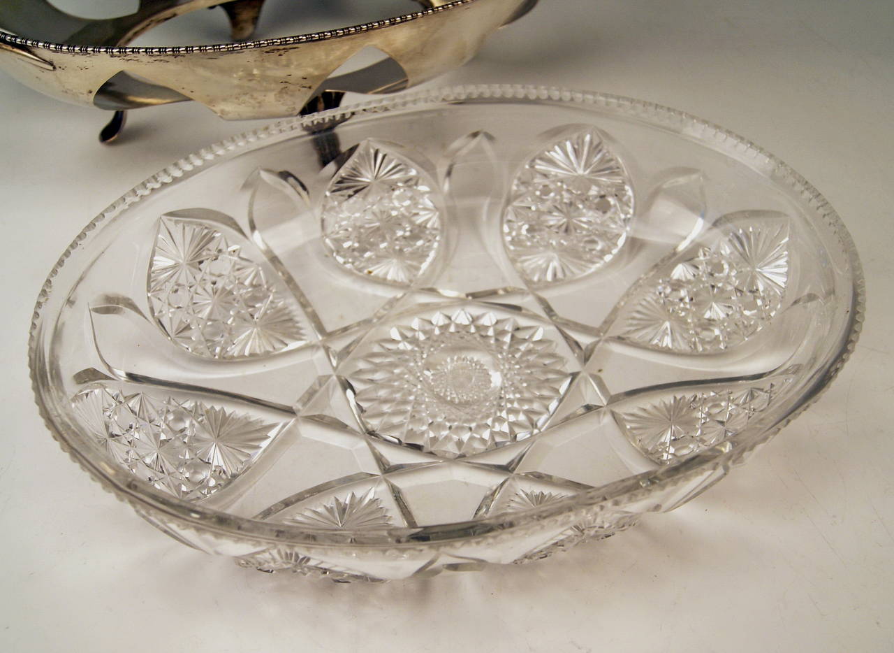 Inizio XX secolo Ciotola enorme austriaca in argento con rivestimento in vetro, 1900-1910 circa in vendita