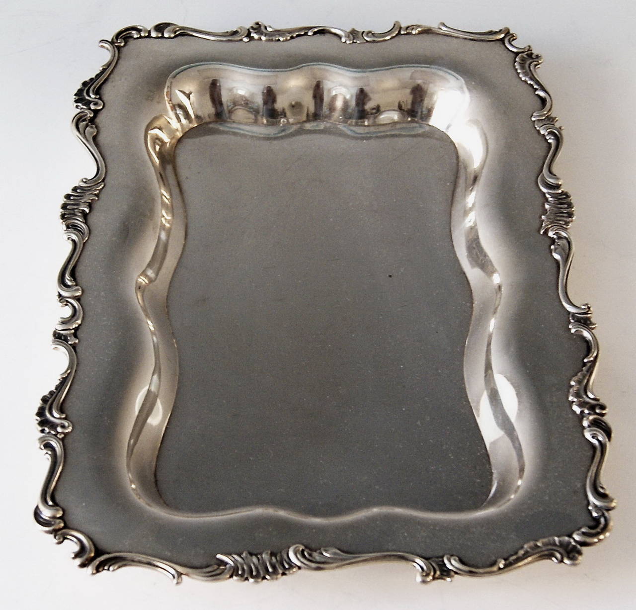 Silver Italian Excellent Serving Platter, circa 1870 In Excellent Condition For Sale In Vienna, AT