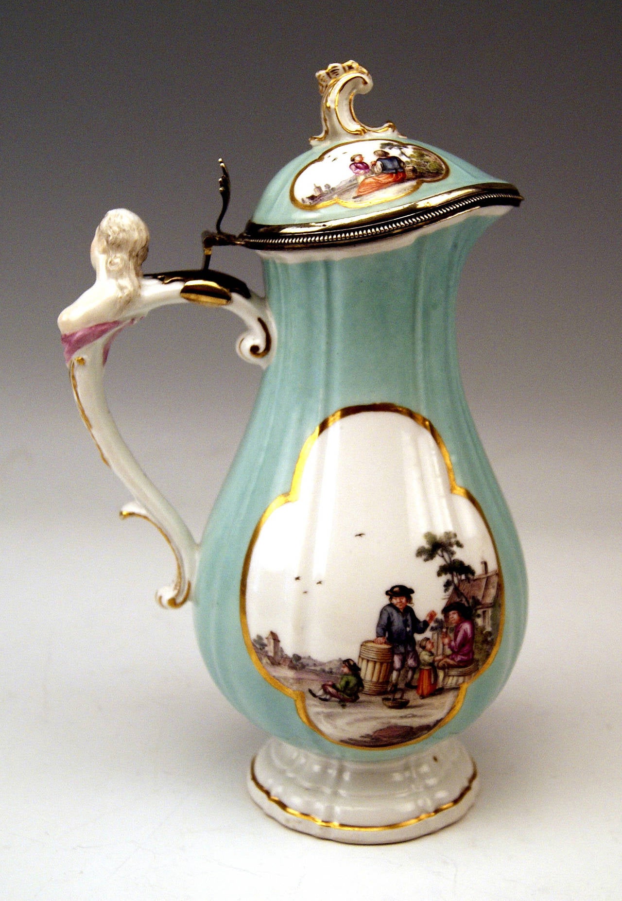 German Meissen Lidded Coffee Pot Rococo Period, Made circa 1750