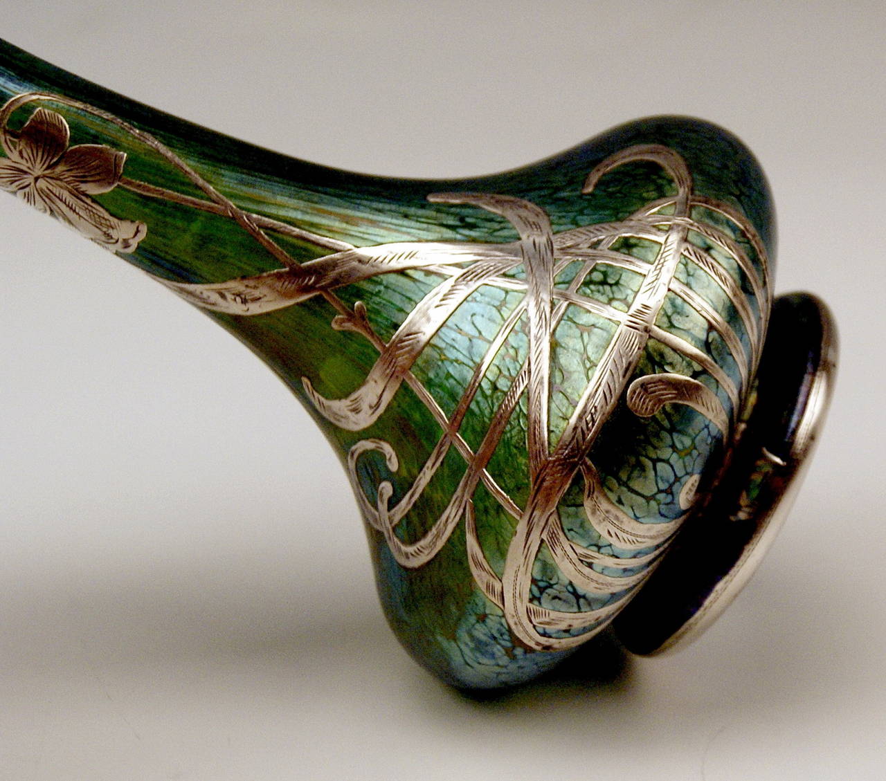 Glass Vase Loetz Widow Art Nouveau Creta Papillon Gorgeous Silver Overlay