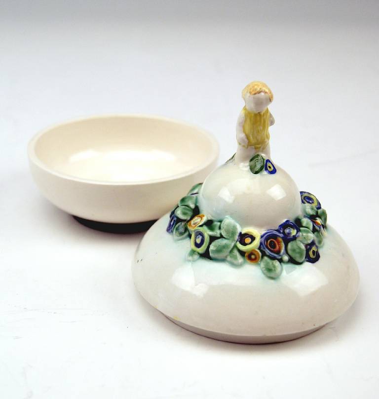 20th Century Bertold Löffler Vienna Lidded Round Bowl with Cherub En Miniature, circa 1912 For Sale