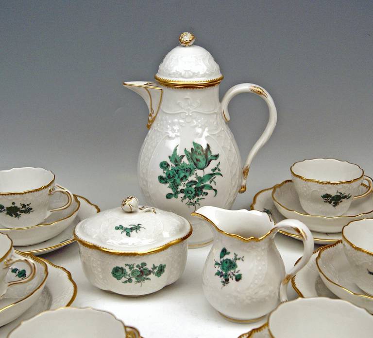 We  invite you here to look at a  splendid Meissen coffee set for six persons: 

This  coffee set  is of finest appearance due to gorgeous chrysocolla flower paintings  (flower bouquets)    /
Decor Number  100823.  
Beyond that, there is