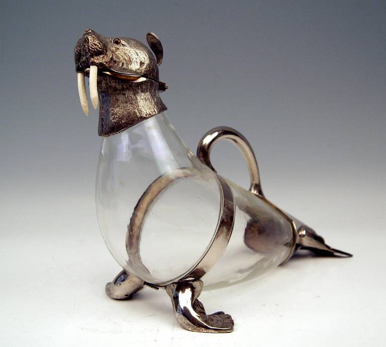 Austrian Silver-Plated Carafe Jug Shaped as a Walrus, circa 1900 In Excellent Condition In Vienna, AT