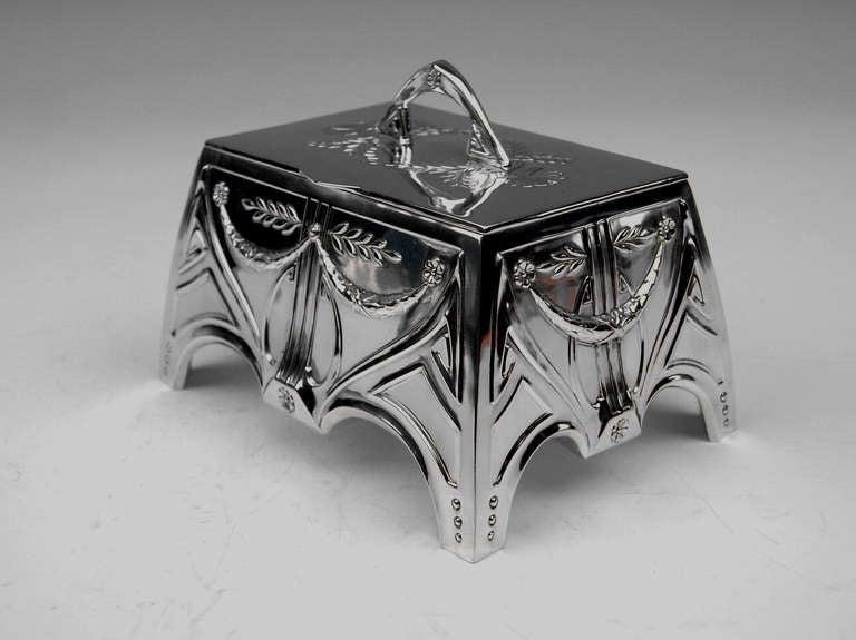 Silver Sugar Bowl Box Art Nouveau - German by Koch and Bergfeld Bremen Silver 800 Early 20th Century In Excellent Condition In Vienna, AT