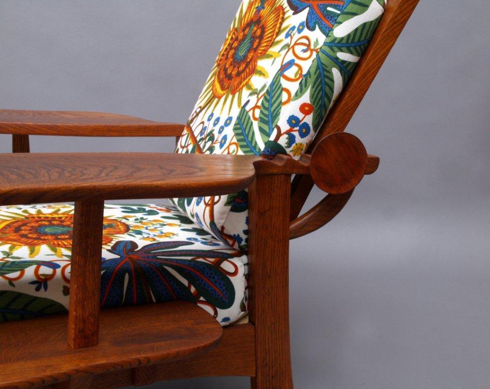 Huge armchair with ottoman,
designed by Architect Hugo Gorge,
Vienna, 1930.
Solid oak, backrest adjustable, upholstered with Josef Frank fabric.
Measures: Height 43 inch,
Depth 37 inch
Width 35 inch.
