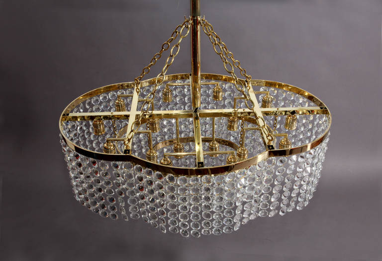 Crystal glass chandelier,
Vienna, 1950.
Hand-cut crystal glass, 
three layers.
Measures: Height 48