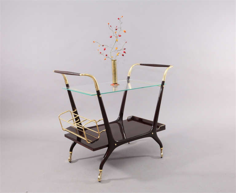 bar trolley,
designed by Cesare Lacca,
Italy 1950,
bottleholder,
rosewood/brass.