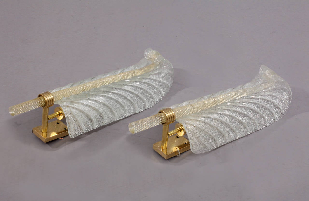Pair of Shimmery Gold Leaf Wall Lights by Barovier and Toso, Murano, 1950