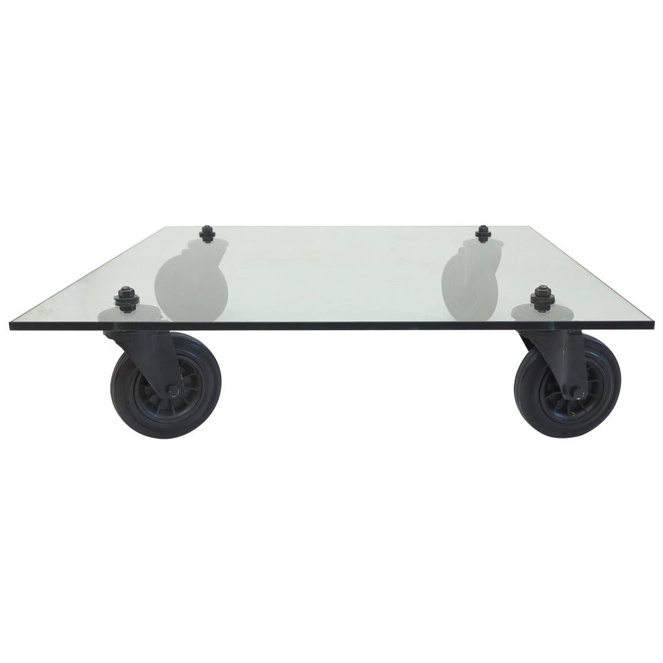 Gae Aulenti Design Glass Table on Wheels 1980 For Sale