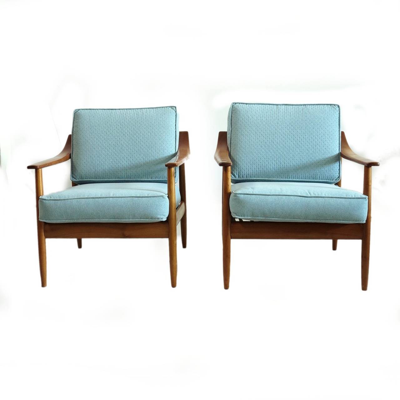 Set of two armchairs with new upholstered in turquoise blue. Designed by Wilhelm Knoll. The wood is in very good condition.