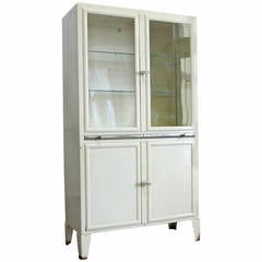 Original Medical Cabinet Metal Lacquered, Germany, 1950-1955 Original Medical Cabinet Metal Lacquered, Germany, 1950-1955