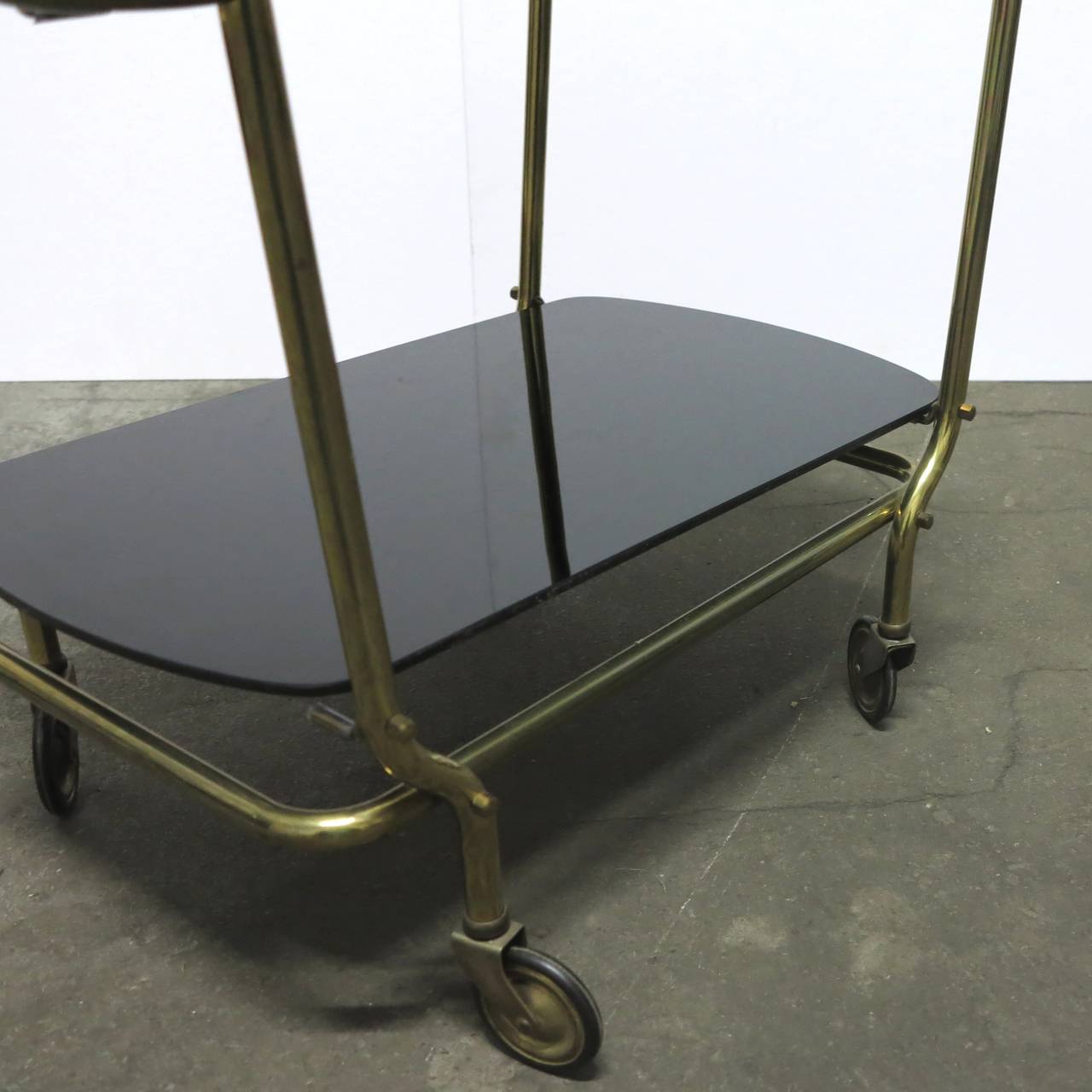 Elegant Vintage Serving Trolley O Bar Cart, Germany, 1950-1955 For Sale 2