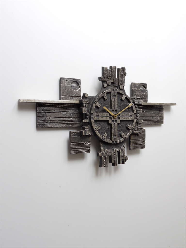 Italian Brutalist Cast Iron Modernist Wall Clock from the 1960s 3