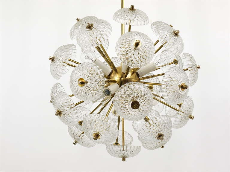 Mid-Century Modern Italian Sputnik Blowball Brass Chandelier With Glass Discs From The 1960s
