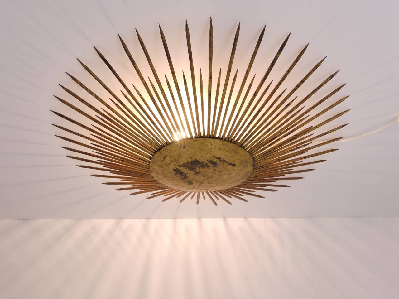 French Sunburst Starburst Flush-mount Plafoniere ceiling lamp, Gilt Metal, 1950s 2