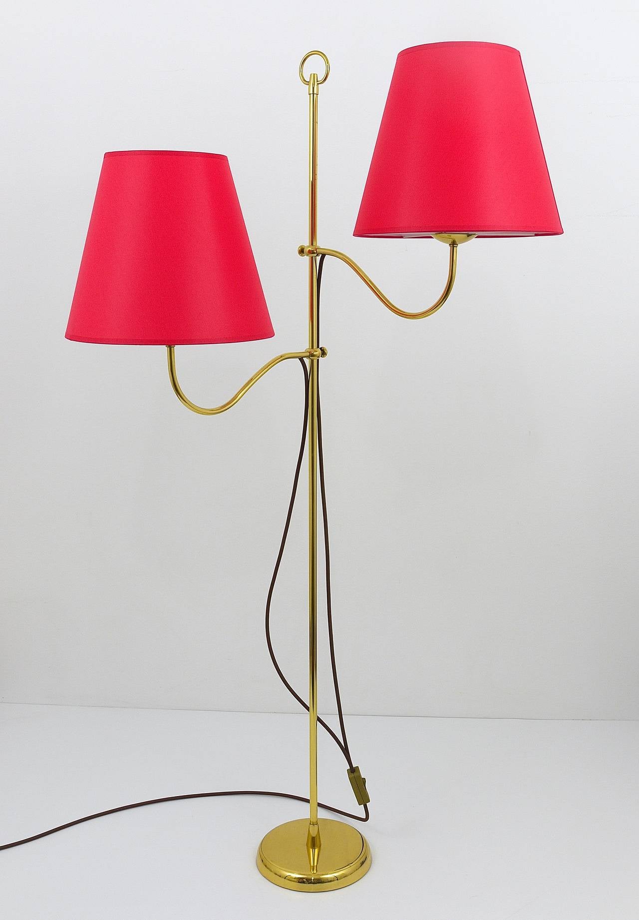 Elegant Two-Arms Mid-Century Brass Floor Lamp by Josef Frank, Austria, 1950 In Excellent Condition For Sale In Vienna, AT