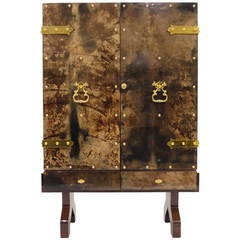 Illuminated Aldo Tura Goatskin Bar Cabinet, 1970s, Italy