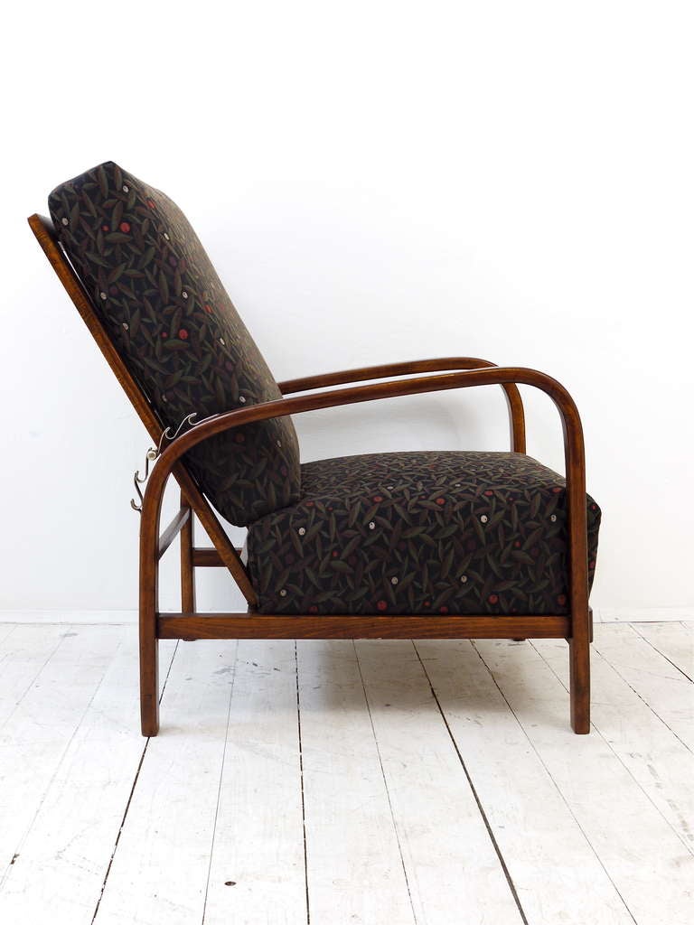 A matching pair of Art Deco Jindrich Halabala Club Chairs Armchairs from the 1930s In Excellent Condition In Vienna, AT