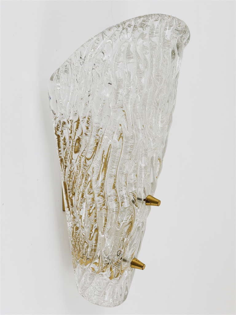 Pair of Kalmar Mid-Century Brass Glass Sconces Wall Lamps, Austria, 1950s 3
