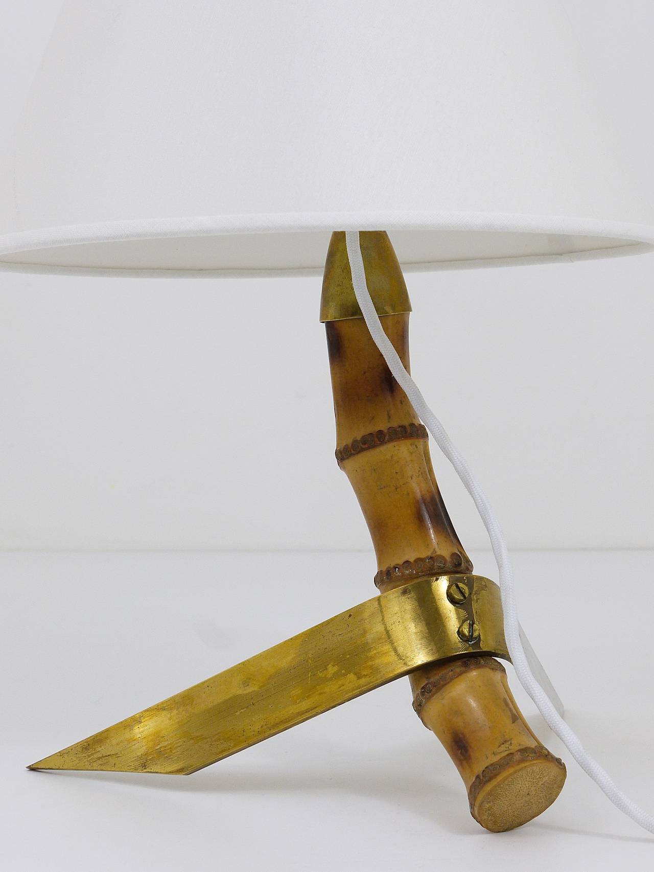1950er Rupert Nikoll Mid-Century Bambus-Messing-Tischlampe, Österreich, 1950er Jahre 2