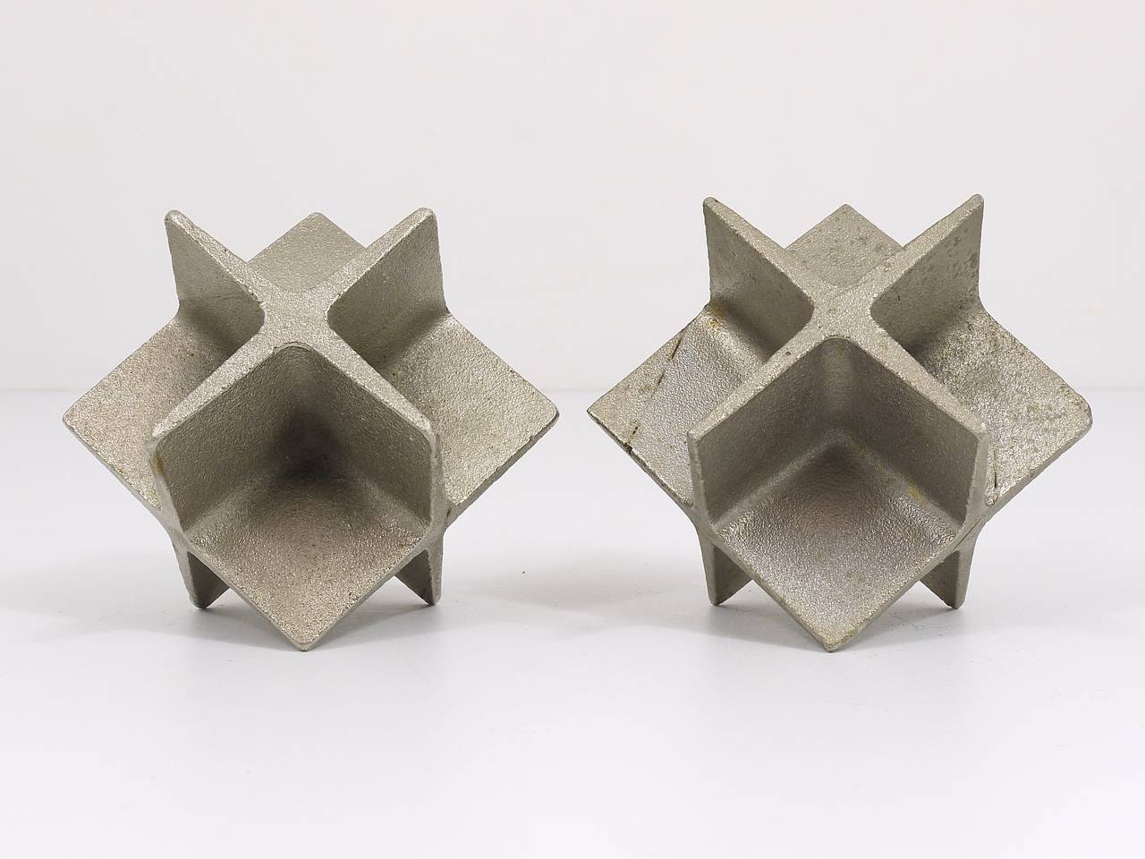 20th Century Carl Auböck Mid-Century Cube Nickel-Plated and Cast Iron Bookends, Austria