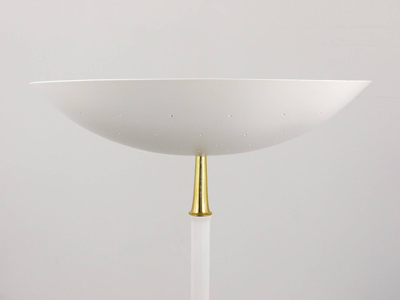 20th Century Elegant Italian Mid-Century Uplight Floor Lamp, Arteluce Stilnovo Style, 1950s For Sale