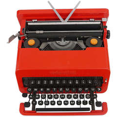 Machine à écrire Valentine par Ettore Sottsass & Perry A. King pour Olivetti 1969